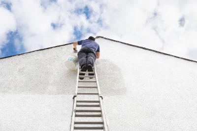 Peinture extérieure à Soudeilles — façades et ravalement